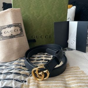 Gucci skinny slim leather double g belt sz 75/ 30